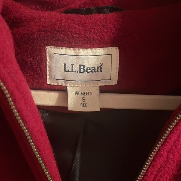 Women’s Small Winter Jacket - Picture 2 of 5